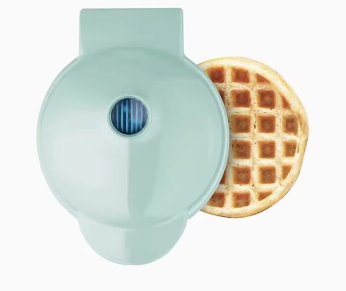 Mini Electric Waffle Maker - Image 4