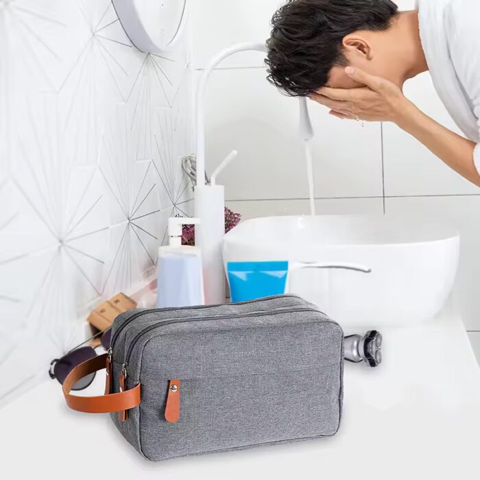 Men's Large Toiletry Bag - Image 10
