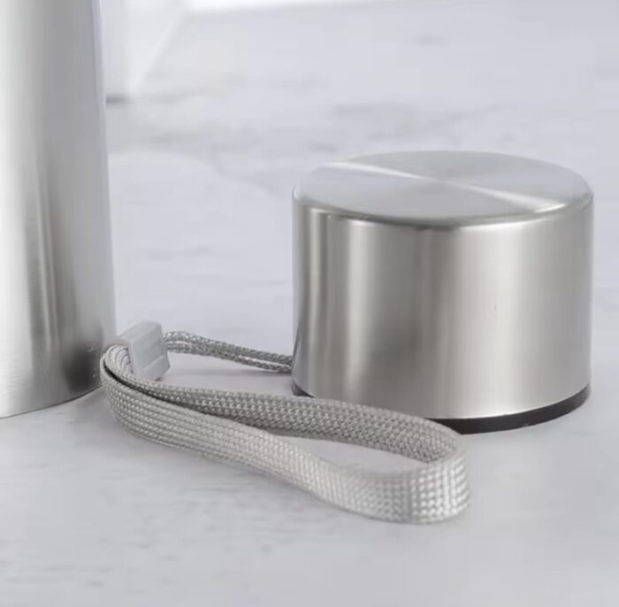 Stainless Steel Water Bottle - 1000 ML - Image 4