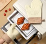 Silicone Oven Mitt