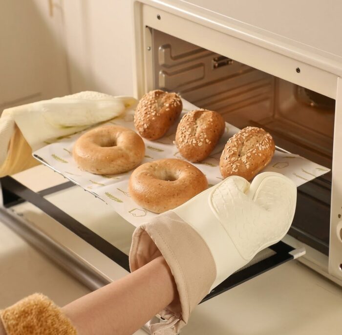 Silicone Oven Mitt - Image 3